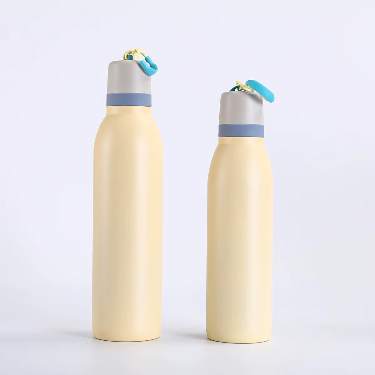 Termo Con Cuerda (700 ml. )